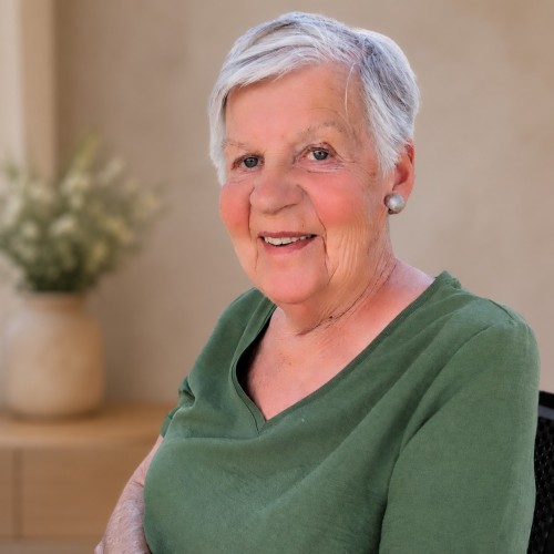 Julia Van der Straeten